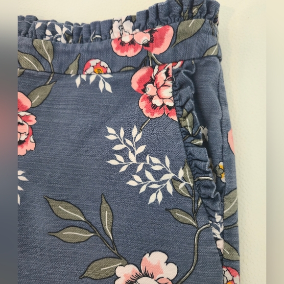 LOFT Floral Blue Women's Shorts - Picture 4 of 12